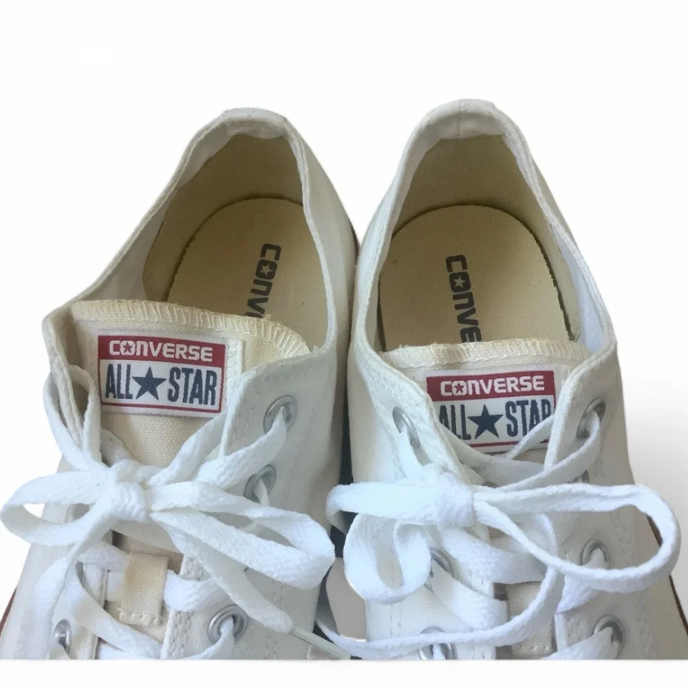 Converse Chuck Taylor All-Star Low Top Sneakers White Size 10.5 Men 12.5 Women - Picture 8 of 8